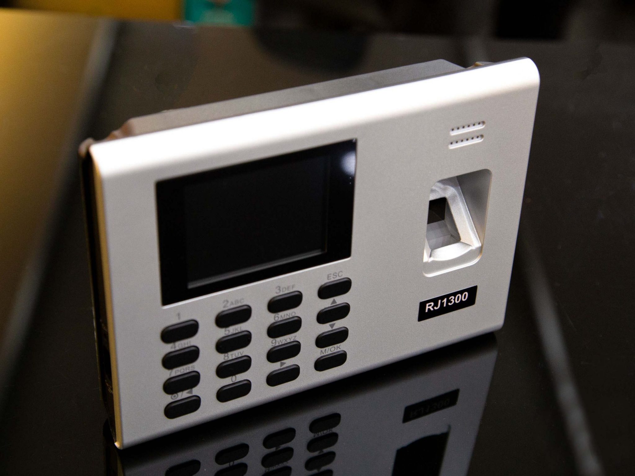 Máy Chấm Công Zkteco ZK1300 Chính hãng 8 may cham cong ronald jack rj 1300 3 scaled 1